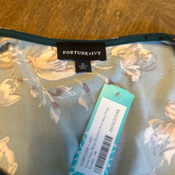 Fortune Ivy HiLo maxi Dress women size medium - Picture 3 of 5